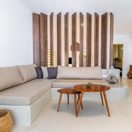 Wave, An Idyllic Seafront Suite By Nirousuites Kokkini Hani Exterior foto